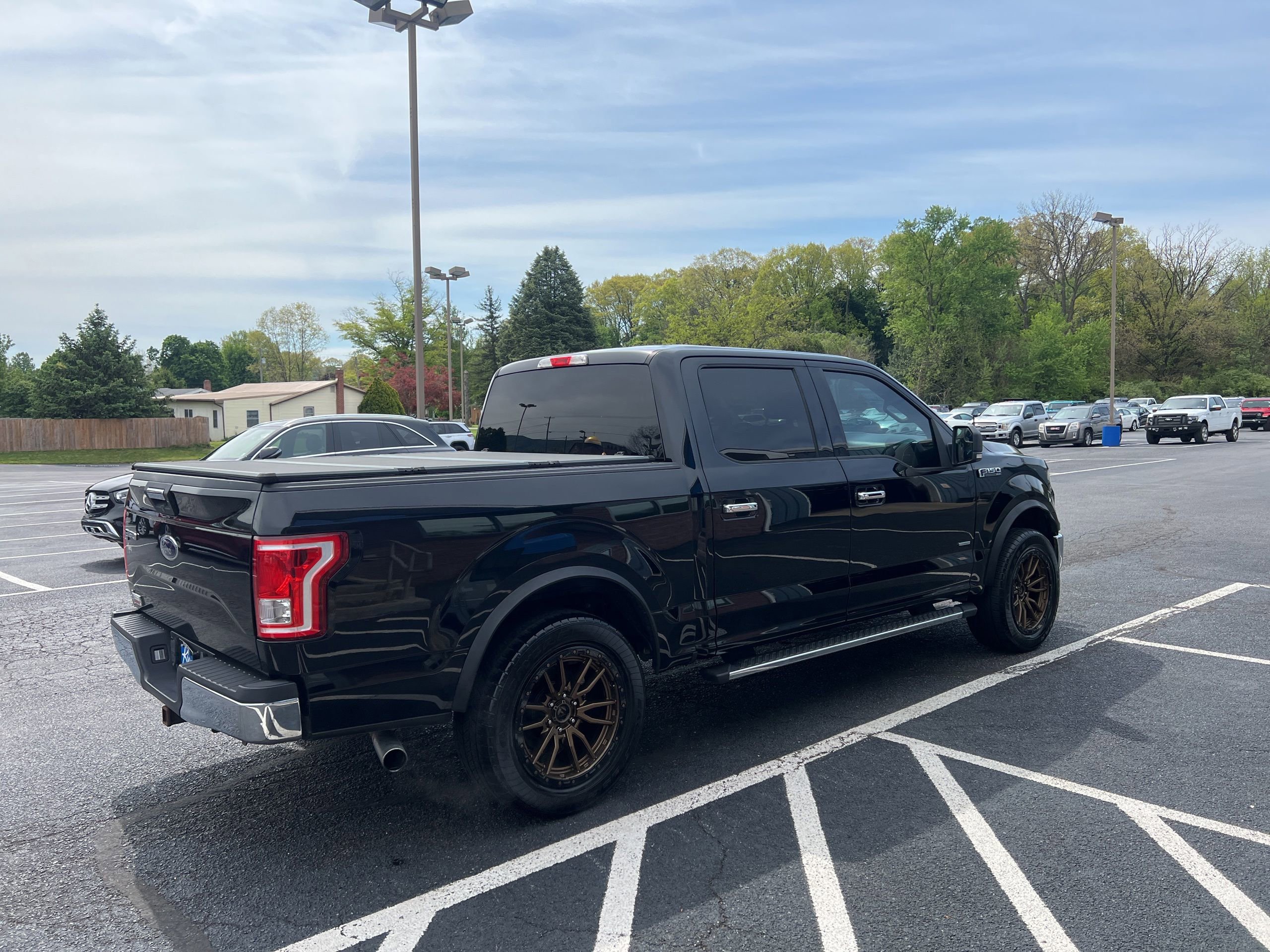 Used 2016 Ford F150 XLT w/ Equipment Group 301A Mid RWD image 6