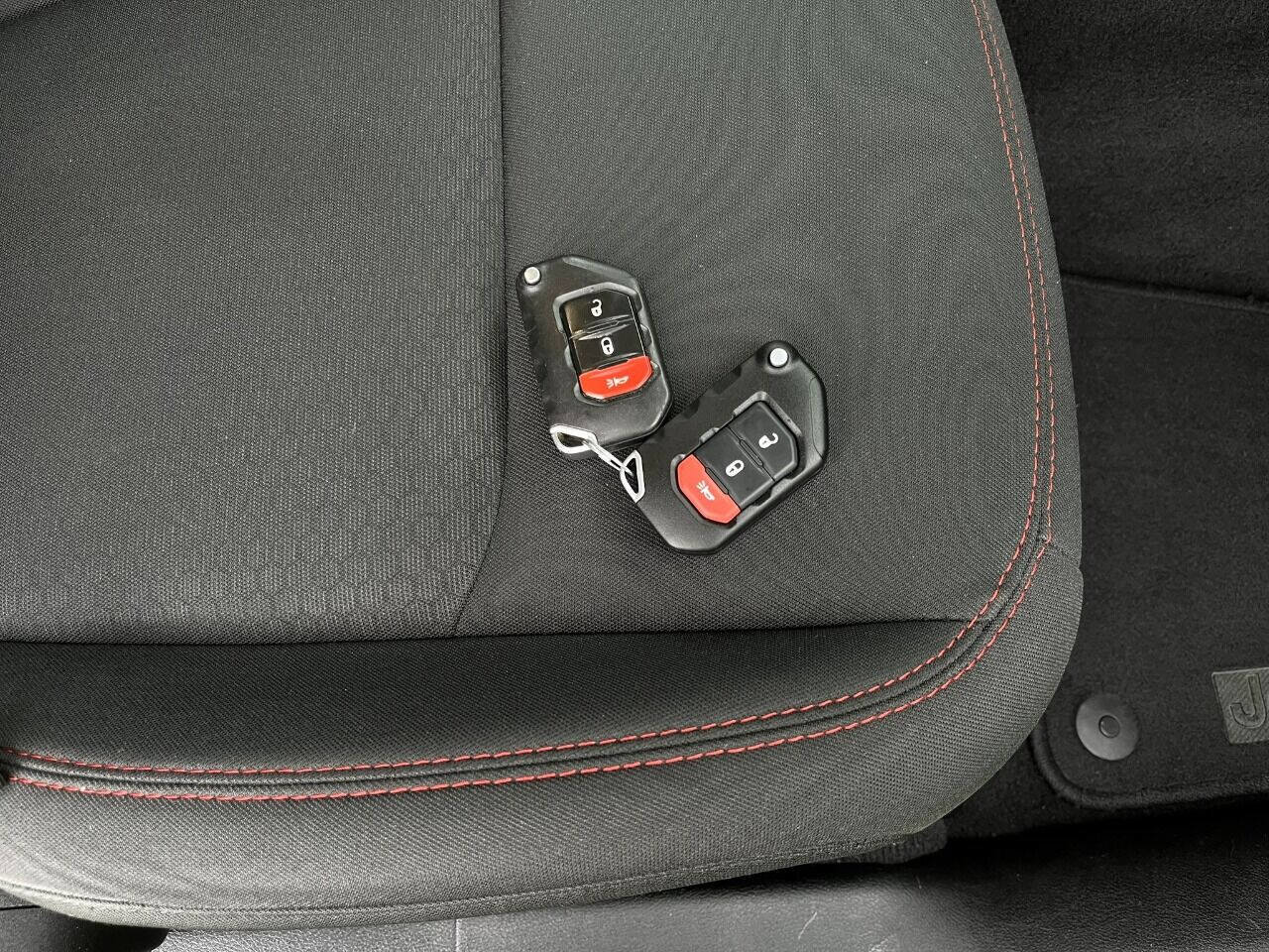 Used 2021 Jeep Wrangler Unlimited Rubicon image 36