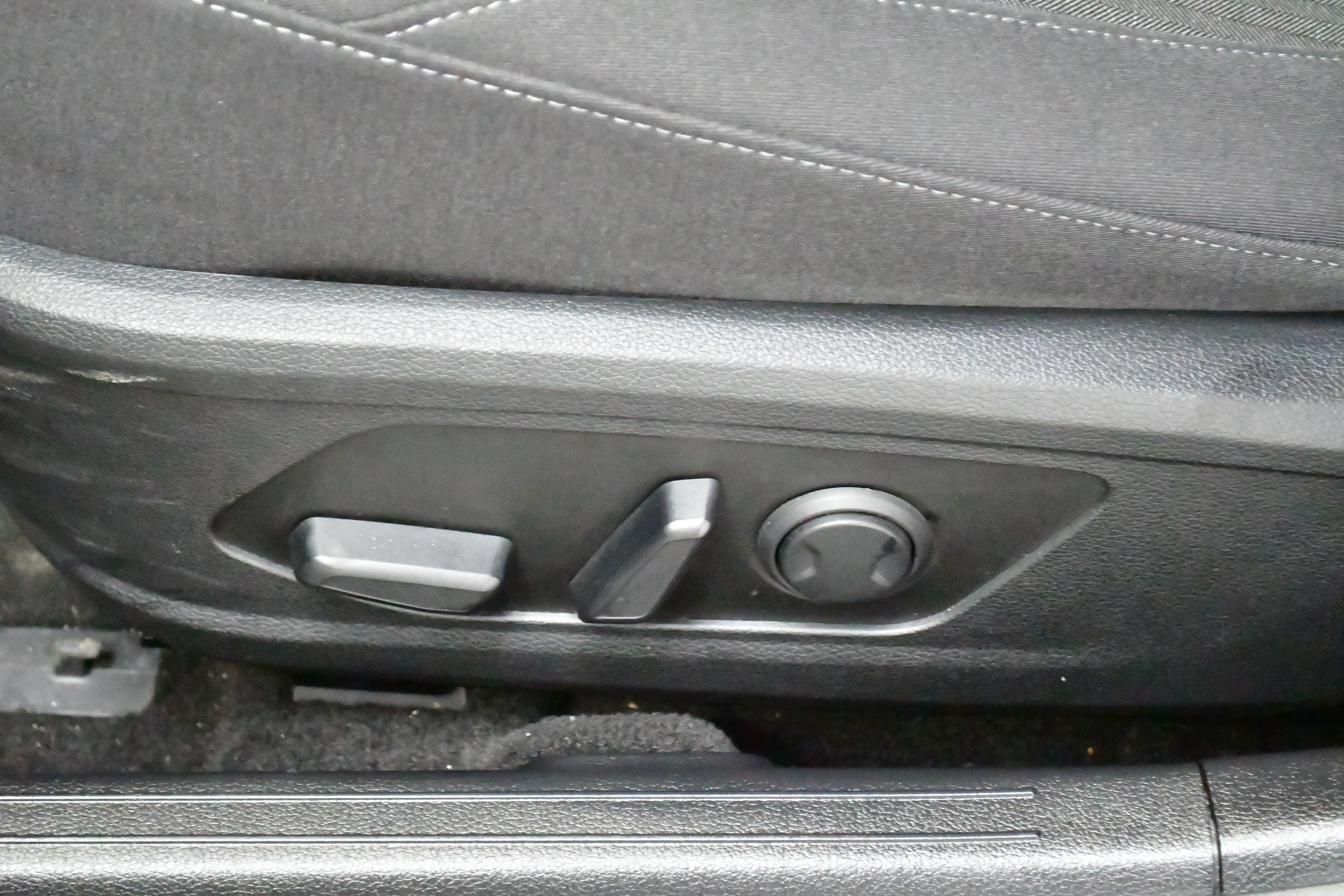 Used 2025 Hyundai Sonata SEL FWD image 12