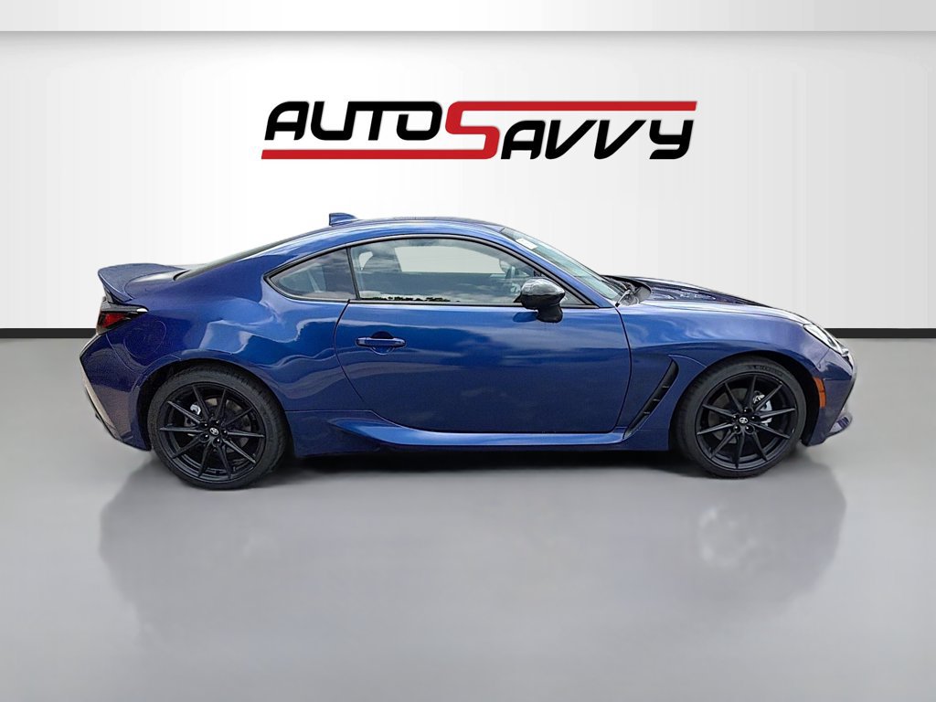 Used 2025 Toyota GR86 Premium w/ ALL Weather Mat Package (TMS) RWD image 8