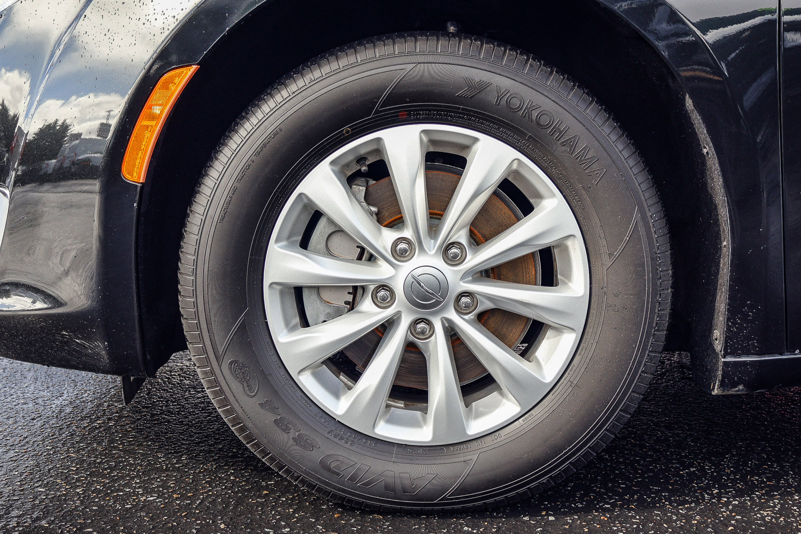 Used 2018 Chrysler Pacifica Touring Plus image 17