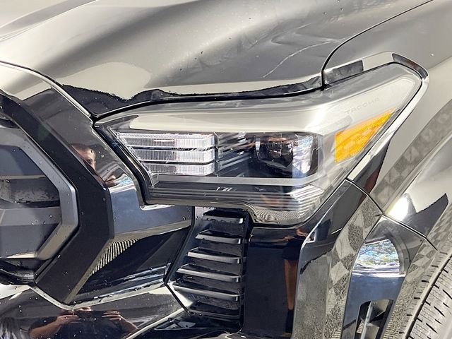 New 2025 Toyota Tacoma SR5 image 8