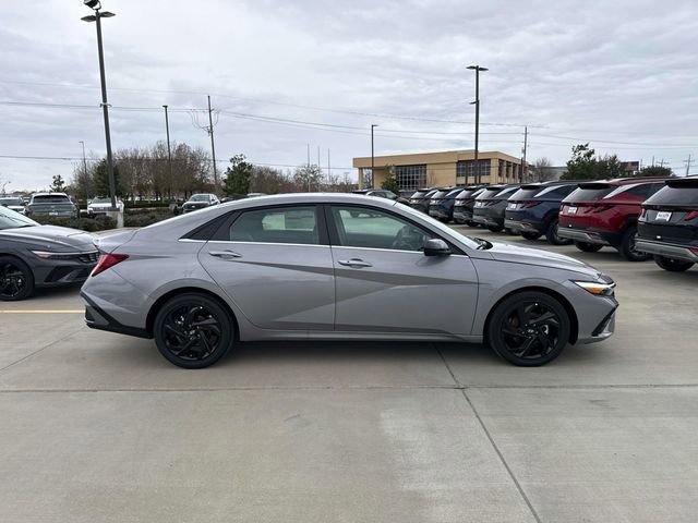 New 2026 Hyundai Elantra SEL Sport image 11