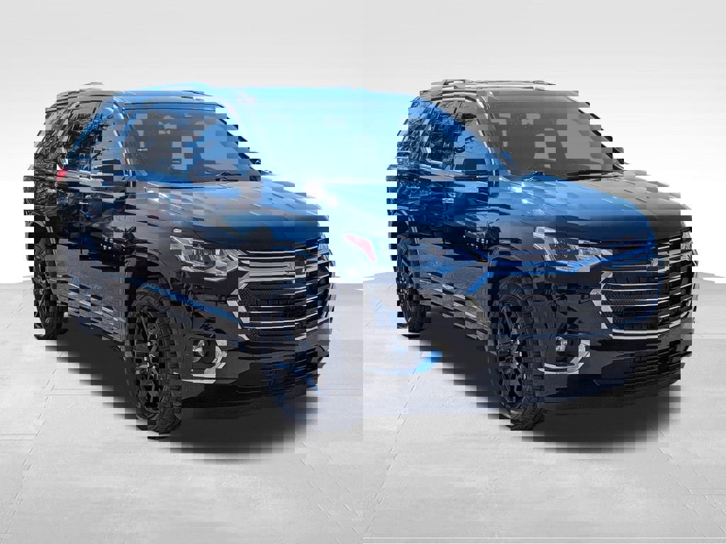 Used 2020 Chevrolet Traverse Premier image 2