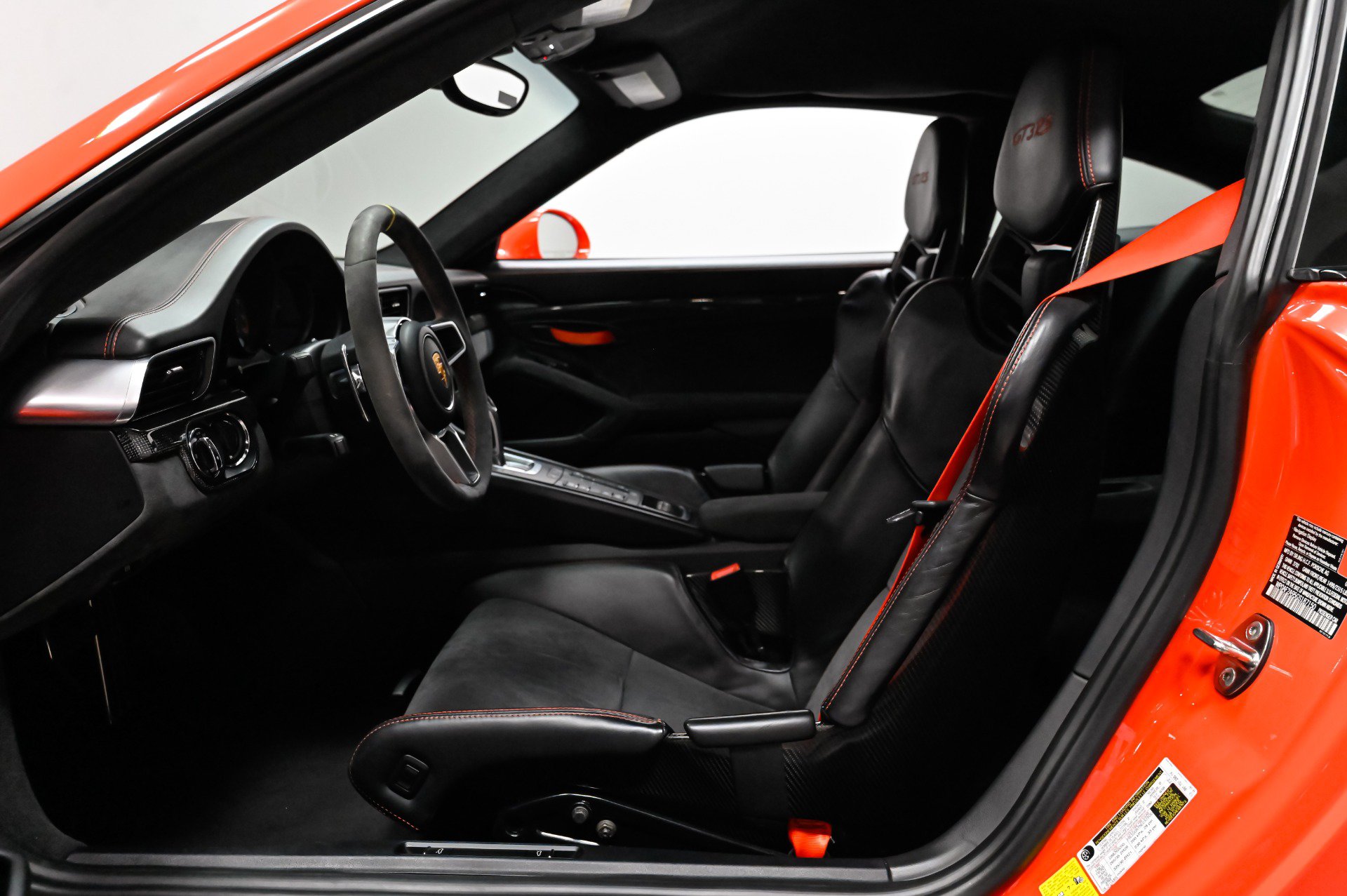 Used 2016 Porsche 911 GT3 RS RWD image 7