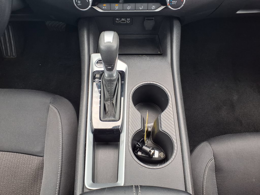Used 2025 Nissan Altima 2.5 SV FWD image 28