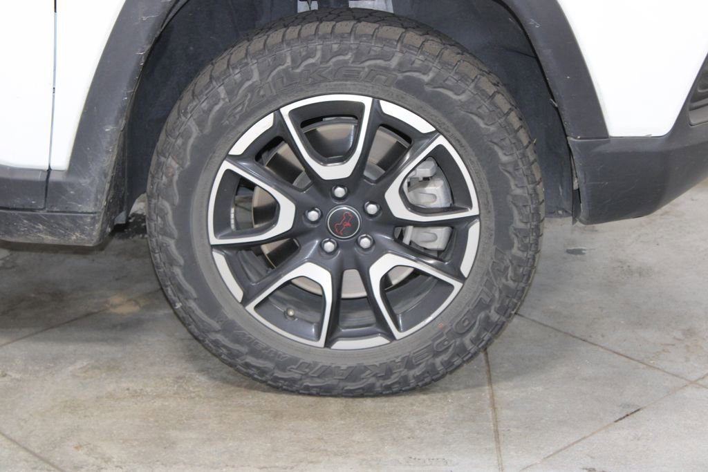 Used 2025 Jeep Compass Trailhawk w/ Trailer Tow Group image 13