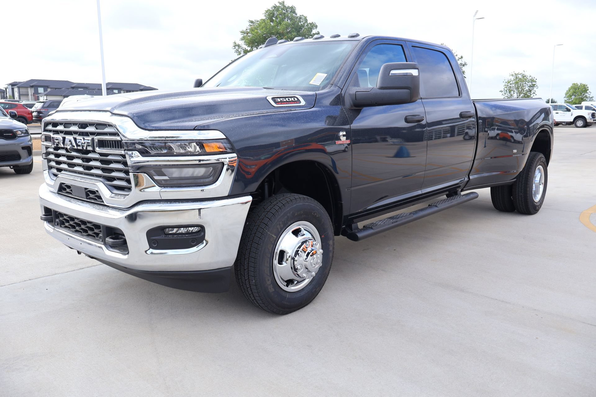 New 2026 RAM 3500 Tradesman AWD/4WD image 10