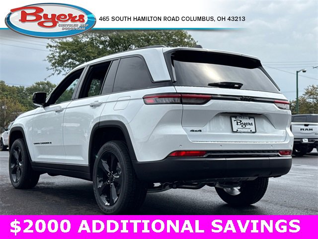 New 2025 Jeep Grand Cherokee Altitude image 9