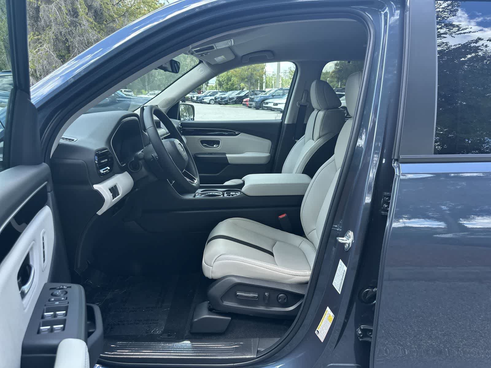 New 2026 Honda Pilot EX-L image 2