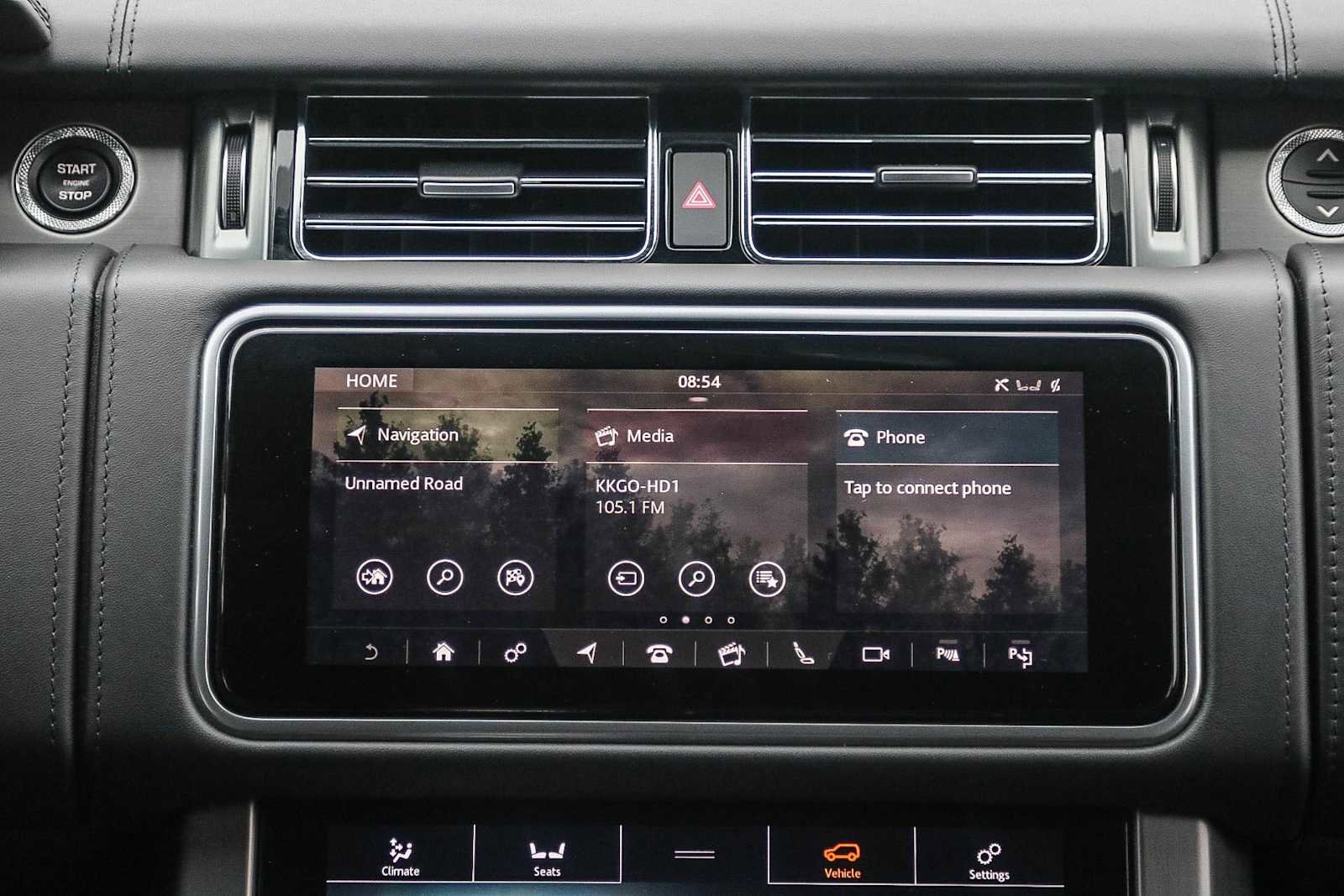 Used 2021 Land Rover Range Rover SV Autobiography Dynamic image 18