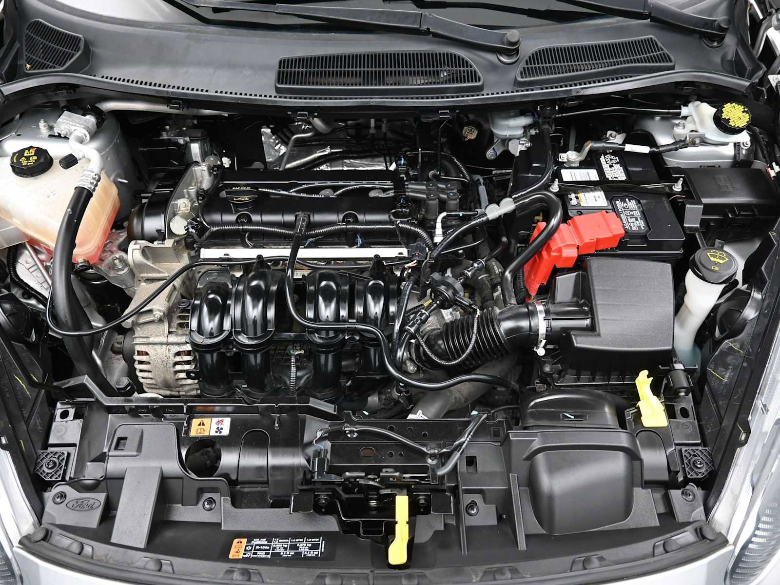 Used 2016 Ford Fiesta SE w/ Cold Weather Package FWD image 11