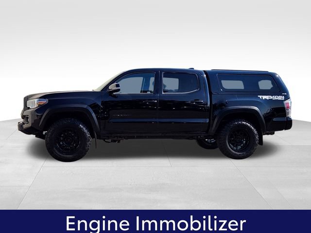 Used 2021 Toyota Tacoma TRD Off-Road w/ Technology Package AWD/4WD image 7