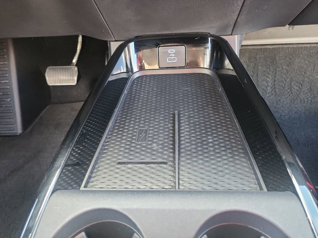 Used 2022 Ford Mustang Mach-E Select image 55