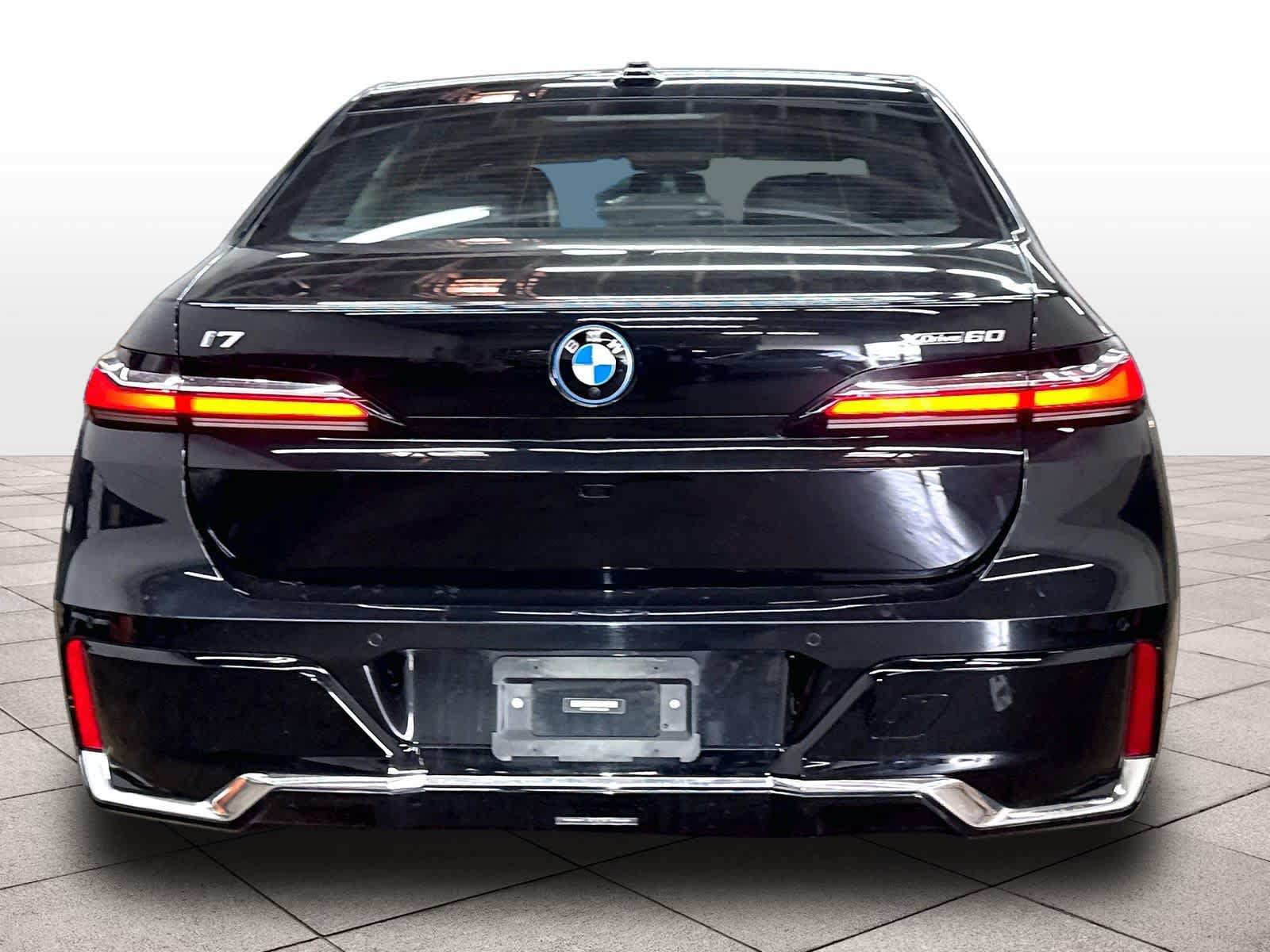 Used 2023 BMW i7 xDrive60 AWD/4WD image 7