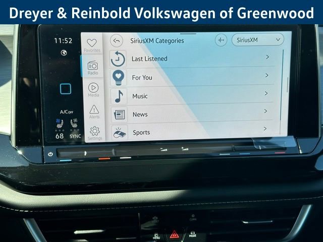 New 2026 Volkswagen Atlas Cross Sport SE image 17