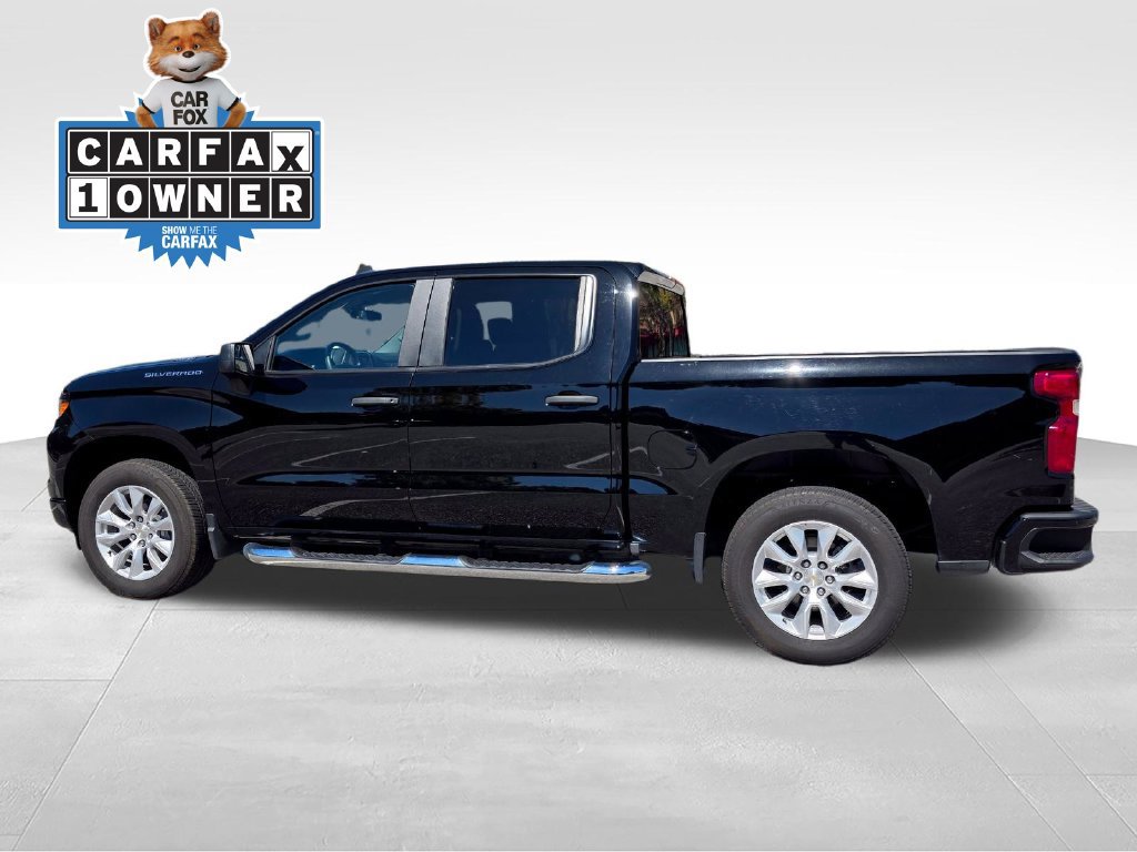 Certified 2025 Chevrolet Silverado 1500 Custom RWD image 4