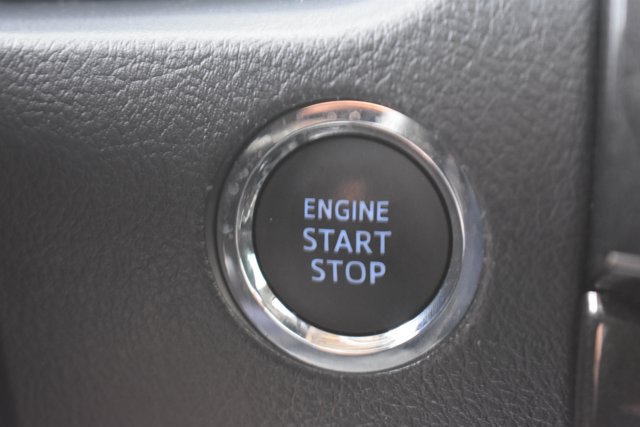 Used 2021 Toyota 4Runner Venture w/ Moonroof Package AWD/4WD image 28