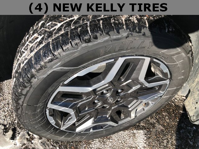 Used 2023 Hyundai Santa Fe SEL Premium image 23