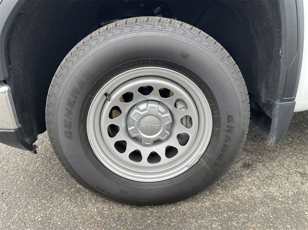 Used 2024 GMC Sierra 1500 Pro w/ Pro Value Package image 28