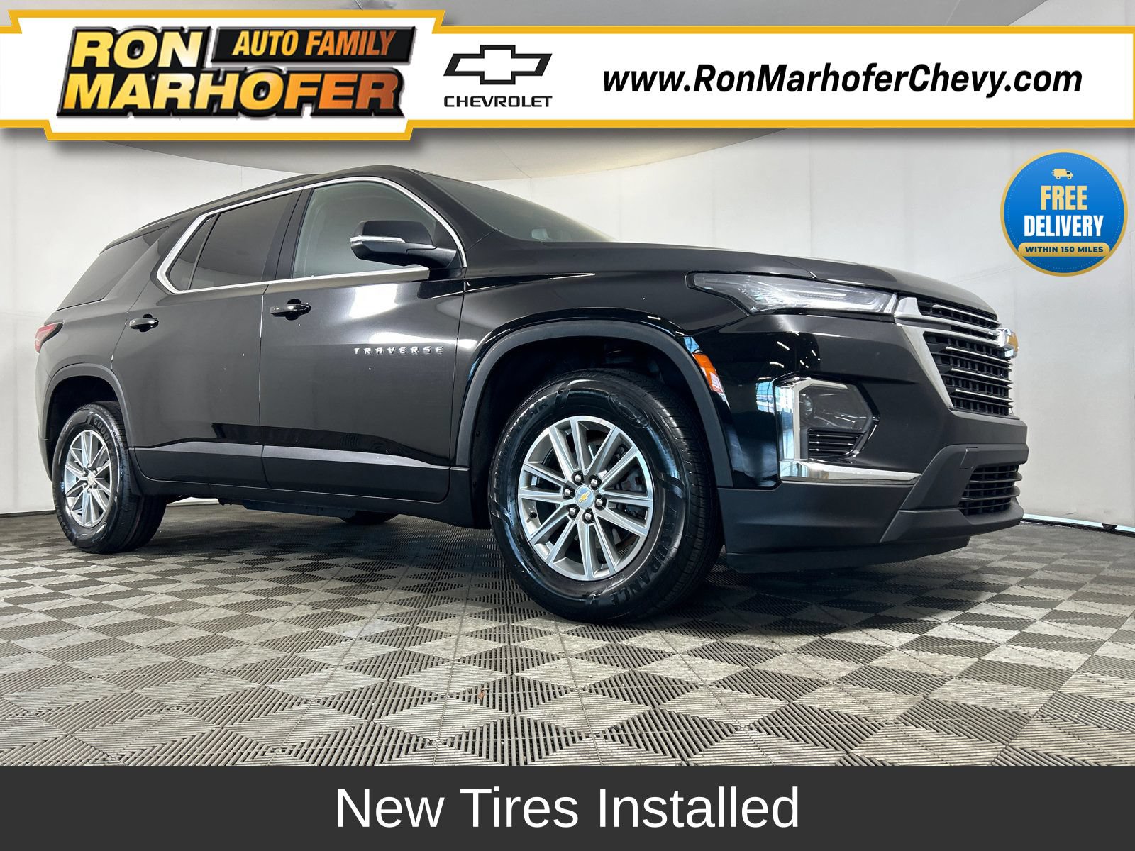 Used 2023 Chevrolet Traverse LT