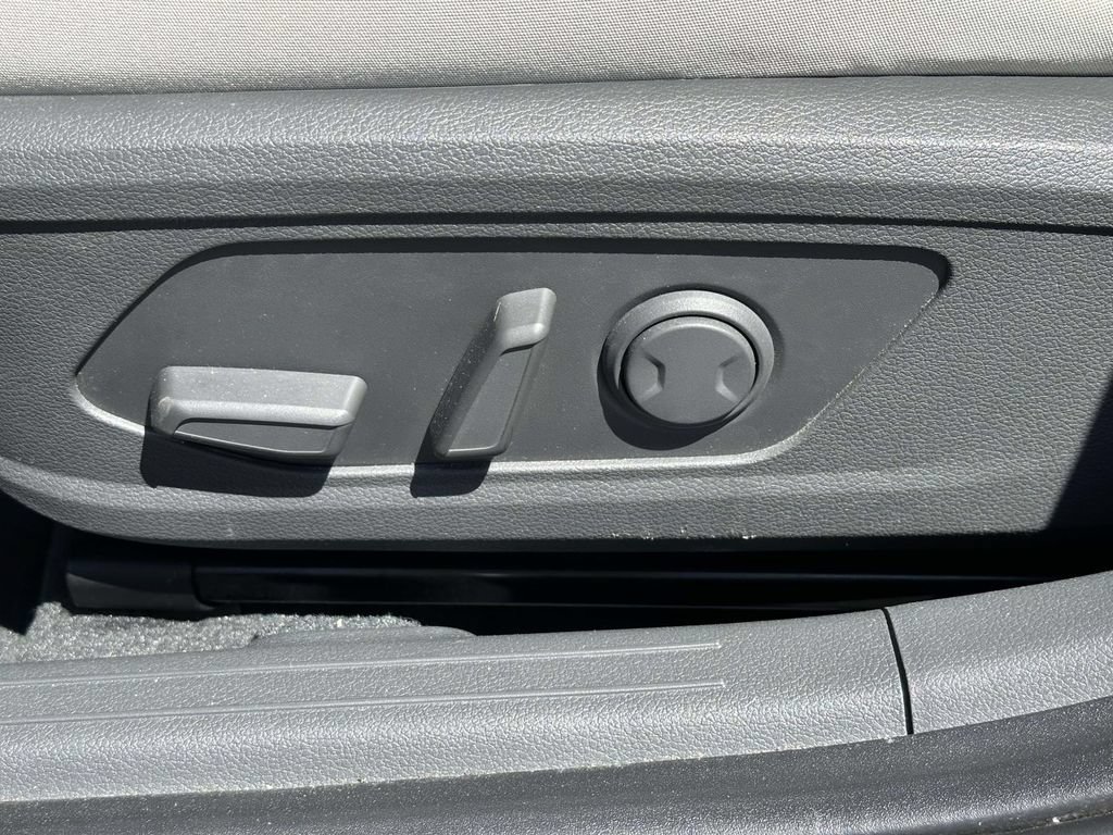 Used 2023 Hyundai Sonata SEL FWD image 13