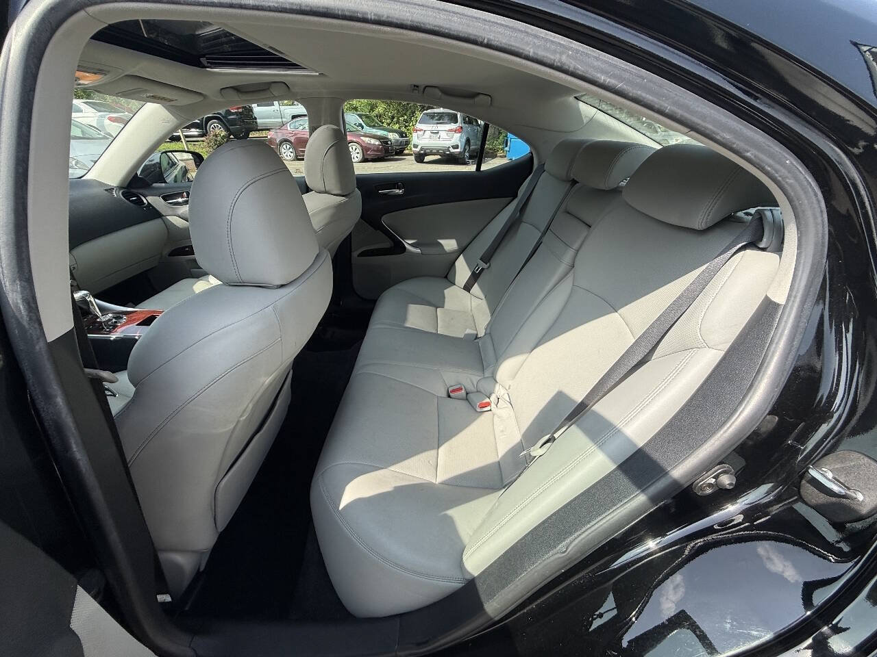 Used 2006 Lexus IS 250 RWD image 17