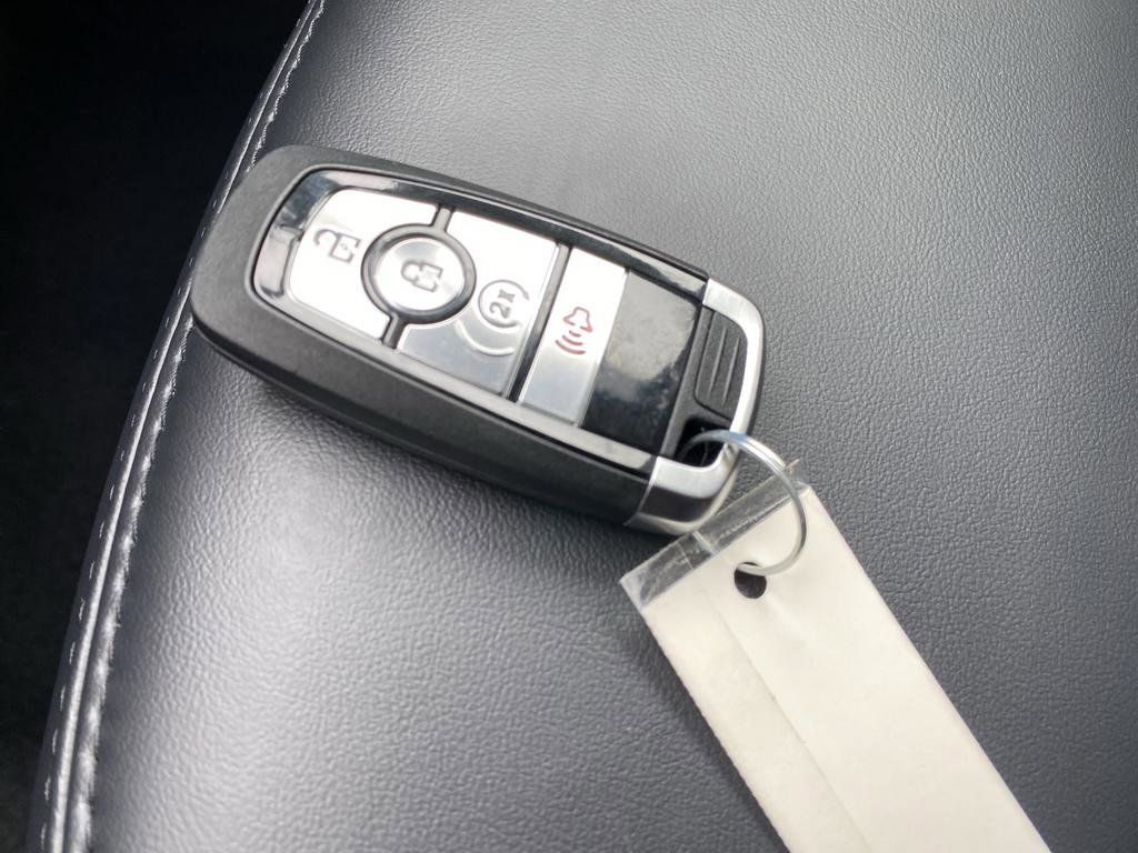 New 2026 Ford Maverick Lariat w/ Black Appearance Package image 37
