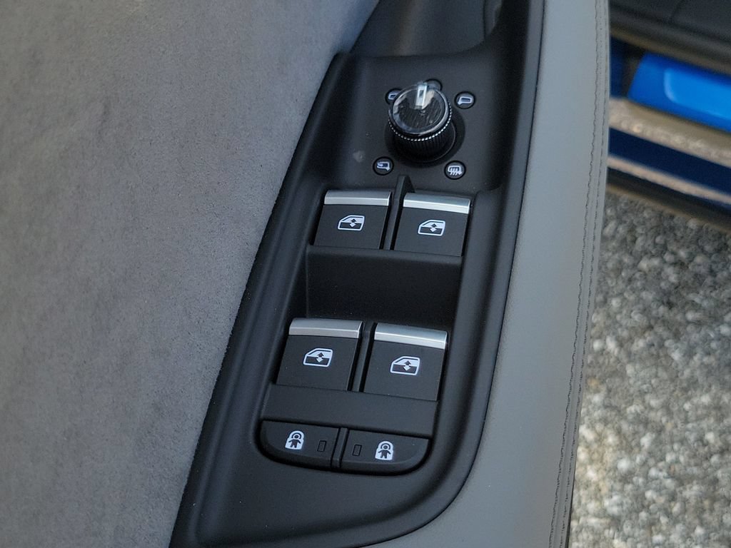 New 2026 Audi SQ8 Premium Plus AWD/4WD image 20