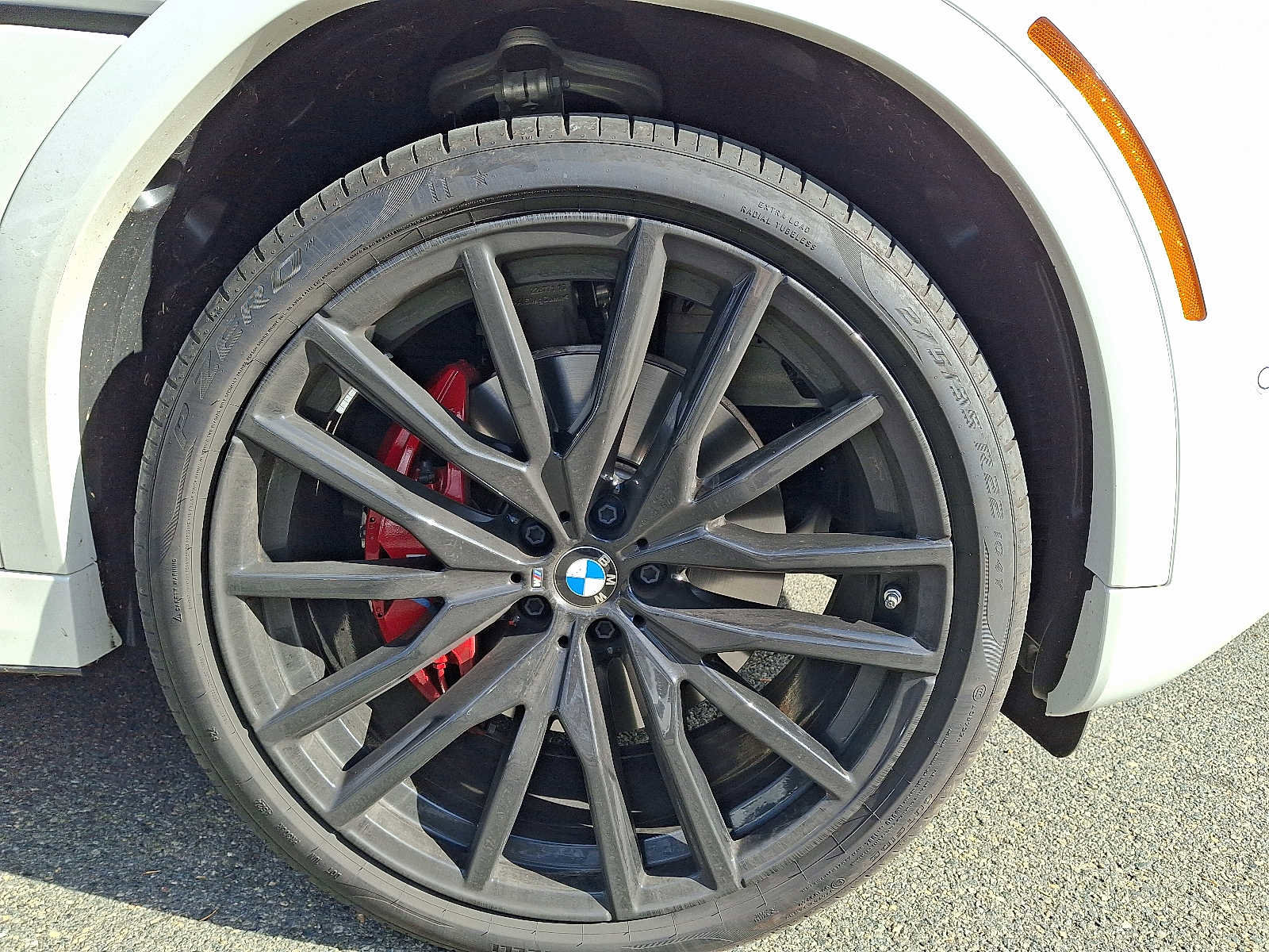 Used 2025 BMW X6 xDrive40i image 8