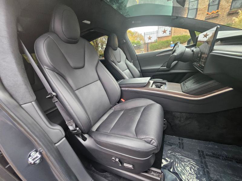 Used 2022 Tesla Model X image 55