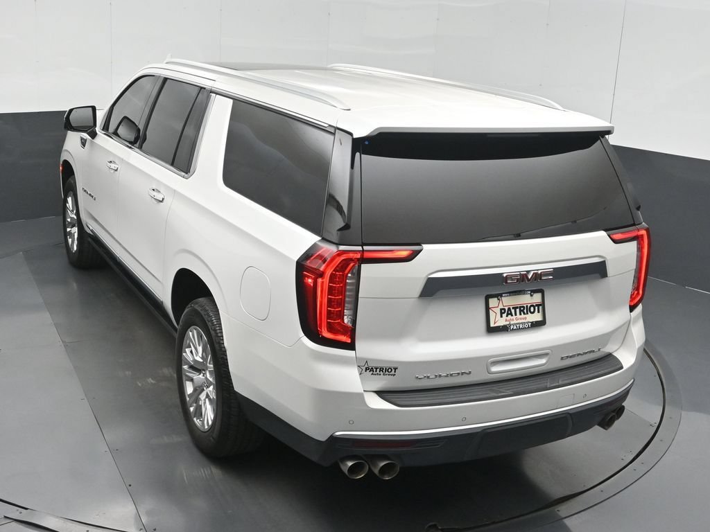 Used 2022 GMC Yukon XL Denali AWD/4WD image 38