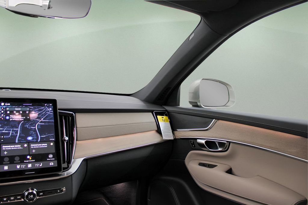 New 2026 Volvo XC90 B6 Core image 15