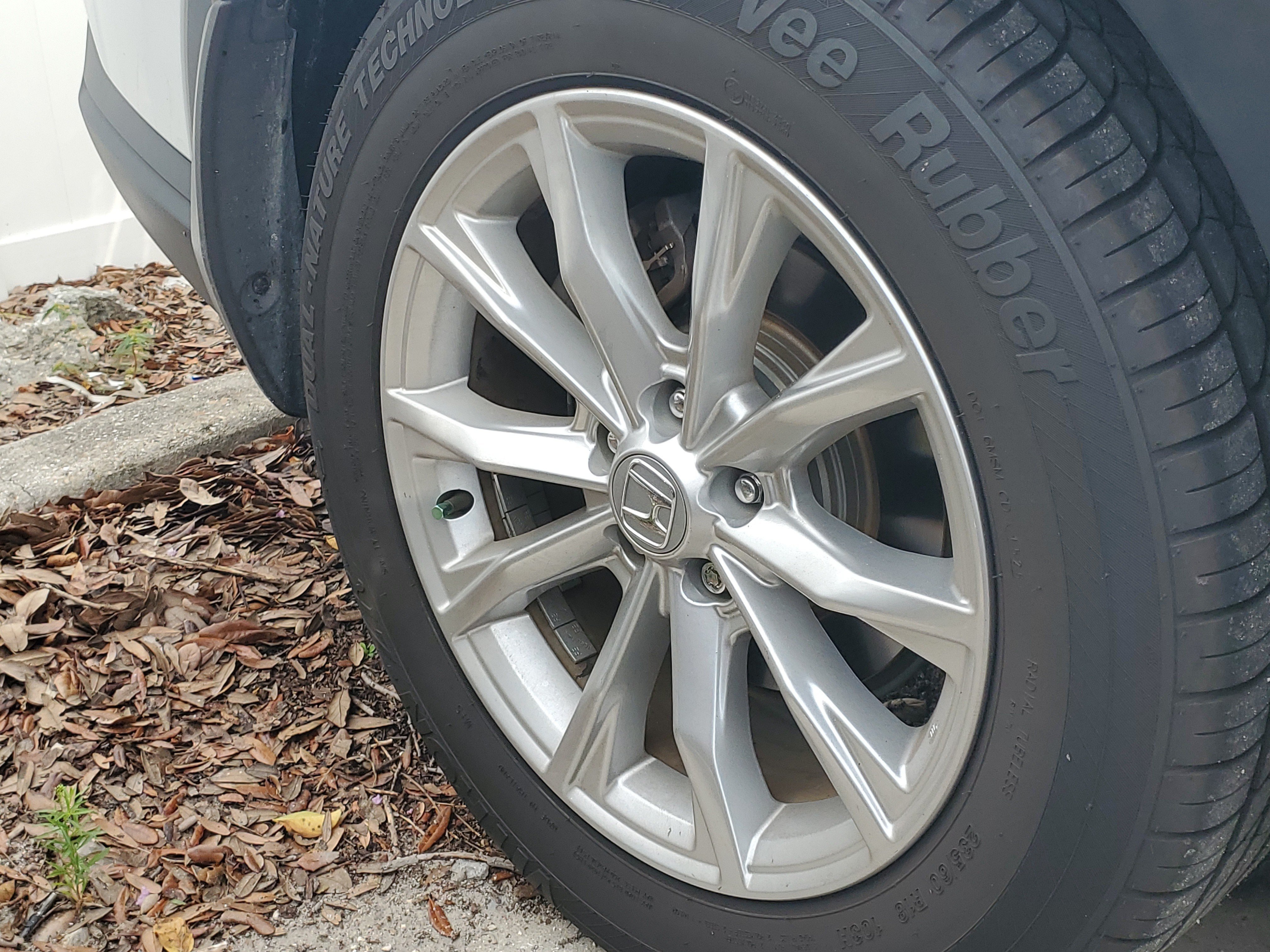 Used 2024 Honda CR-V EX image 4