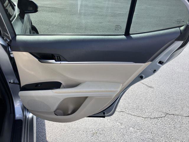 Certified 2020 Toyota Camry LE image 26