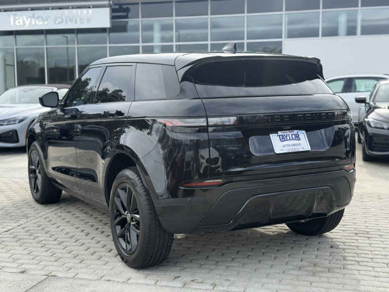 Used 2026 Land Rover Range Rover Evoque S image 4