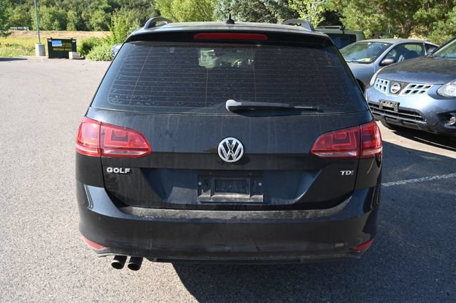 Used 2015 Volkswagen Golf TDI SE FWD image 4