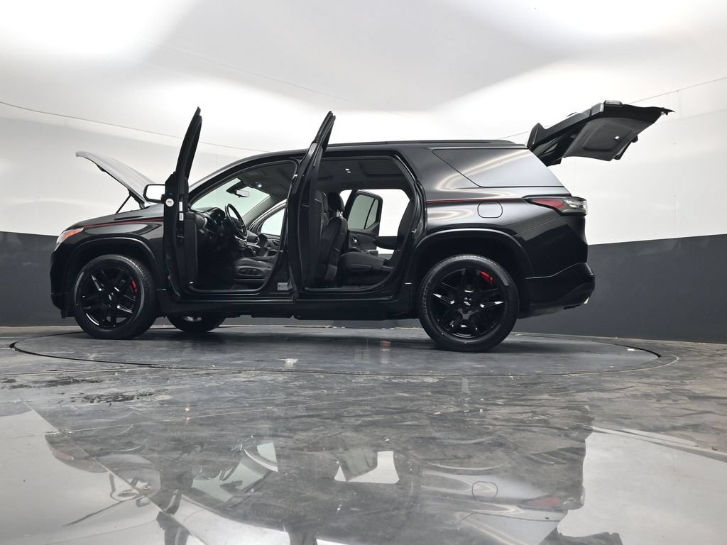 Used 2021 Chevrolet Traverse Premier w/ Redline Edition FWD image 44