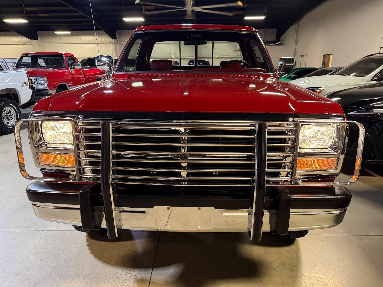 Used 1992 Dodge D/W Truck 250 image 10