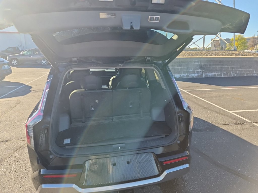 Used 2024 Kia EV9 Land AWD/4WD image 14
