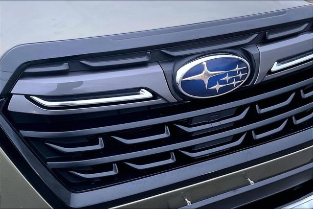 Used 2023 Subaru Forester Touring image 30