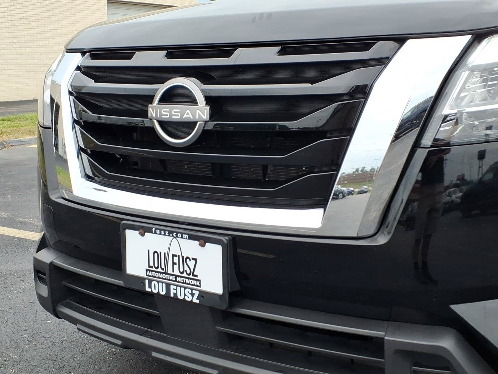 Used 2022 Nissan Pathfinder SV AWD/4WD image 35