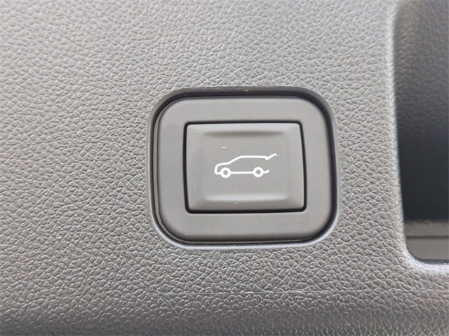 New 2026 Chevrolet Equinox EV LT image 32