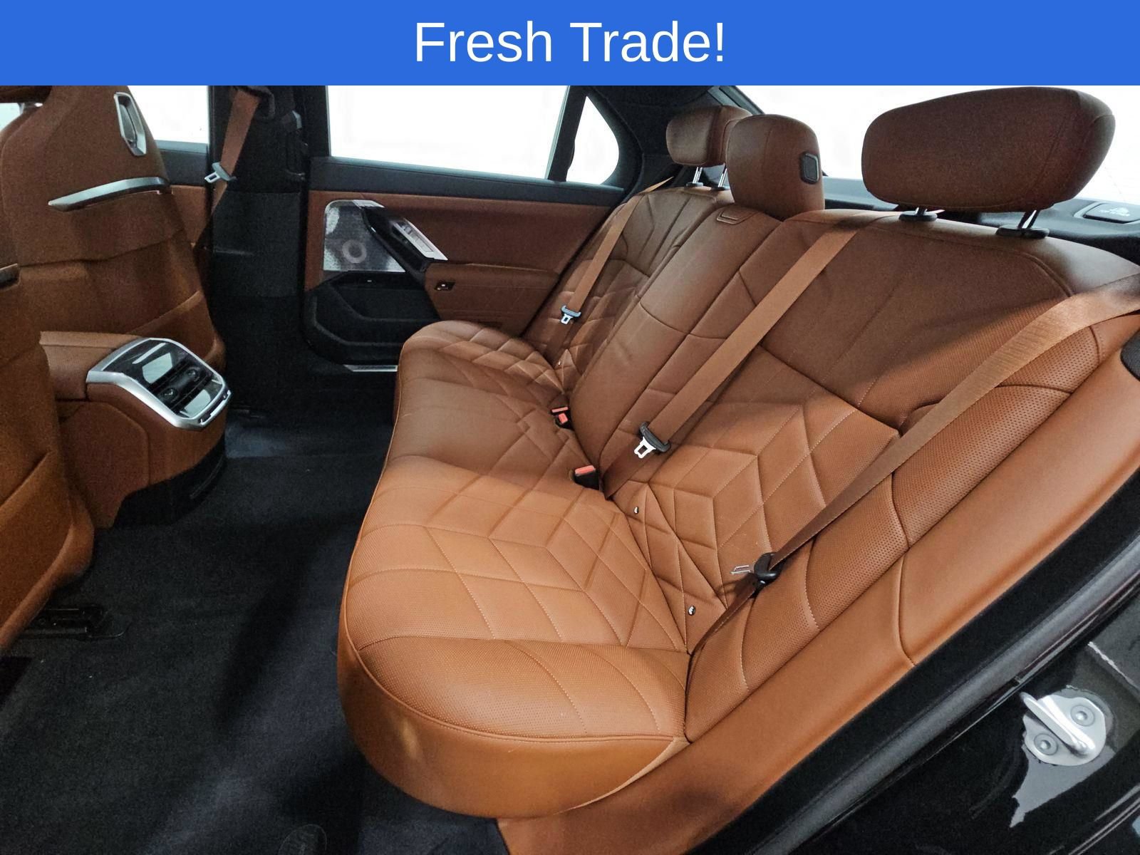 Certified 2025 BMW 760i xDrive w/ Executive Package AWD/4WD image 17