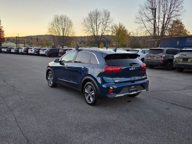 Certified 2022 Kia Niro LXS FWD image 6
