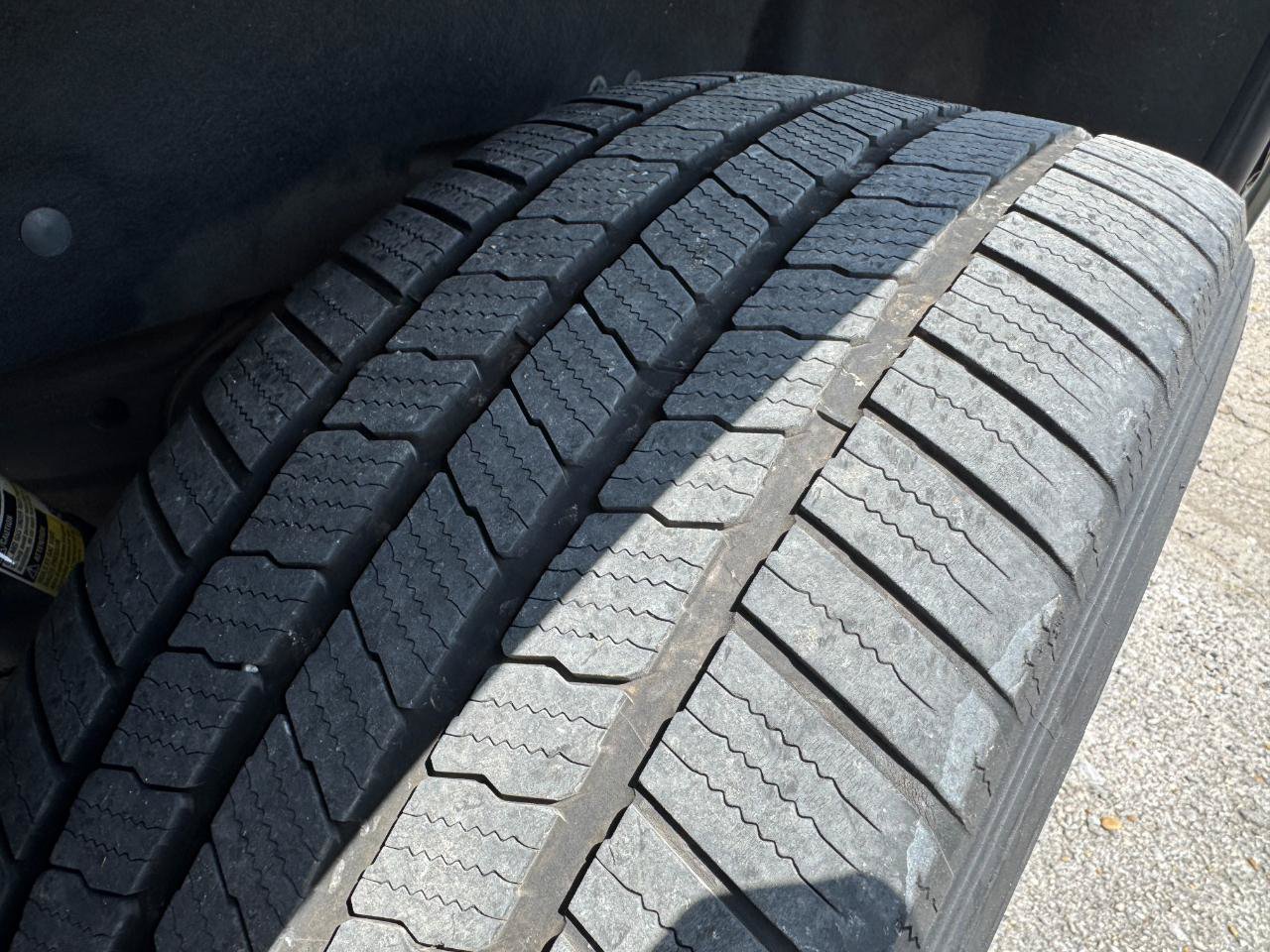 Used 2015 Chevrolet Tahoe LTZ RWD image 12