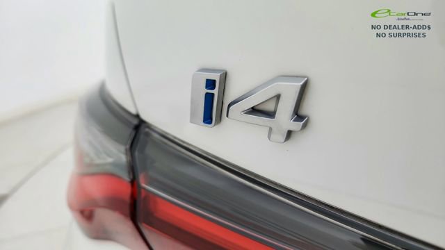 Used 2023 BMW i4 eDrive35 RWD image 17