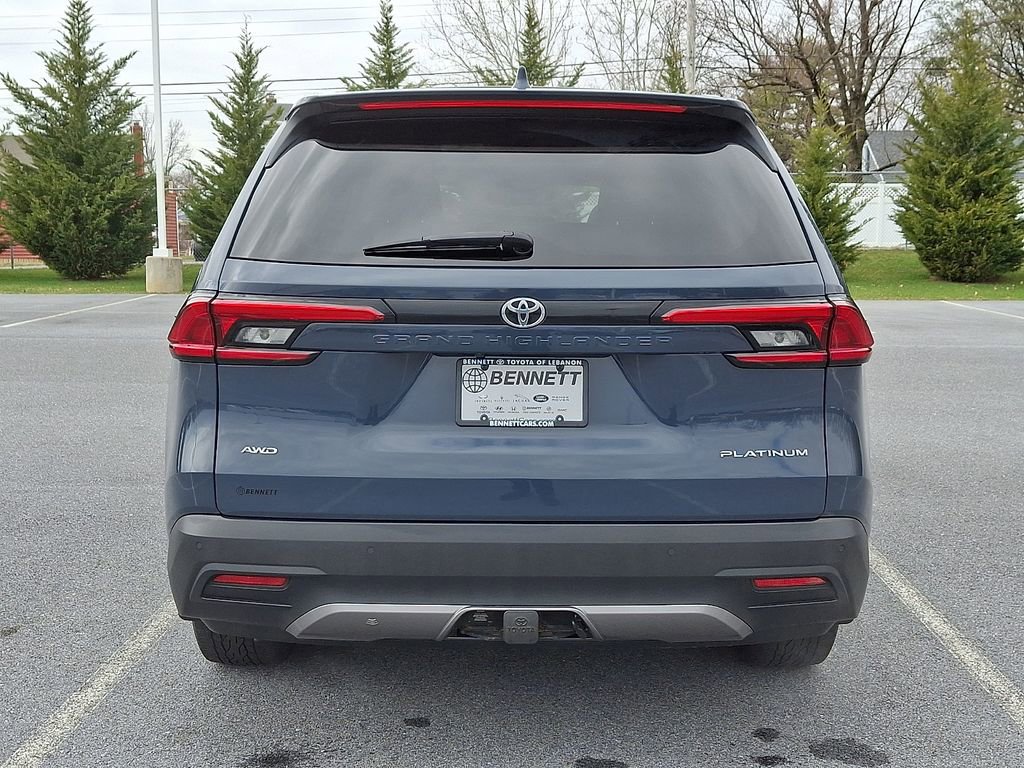 Used 2024 Toyota Grand Highlander Platinum image 5