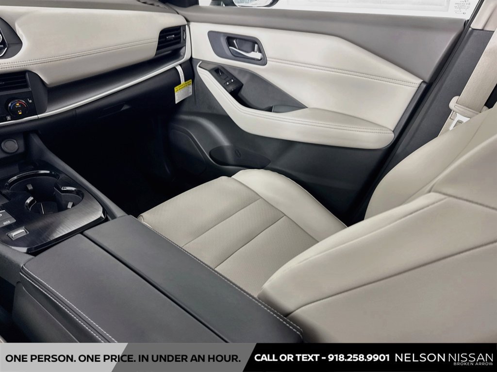 New 2026 Nissan Rogue Dark Armor FWD image 23
