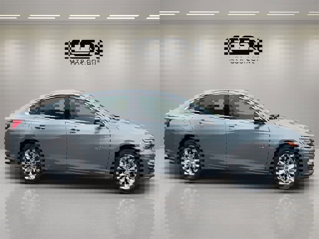 Used 2025 Chevrolet Malibu LT image 6